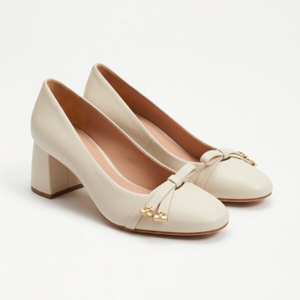 Drawing_second_shoe_for_image_20261021112751.jpg